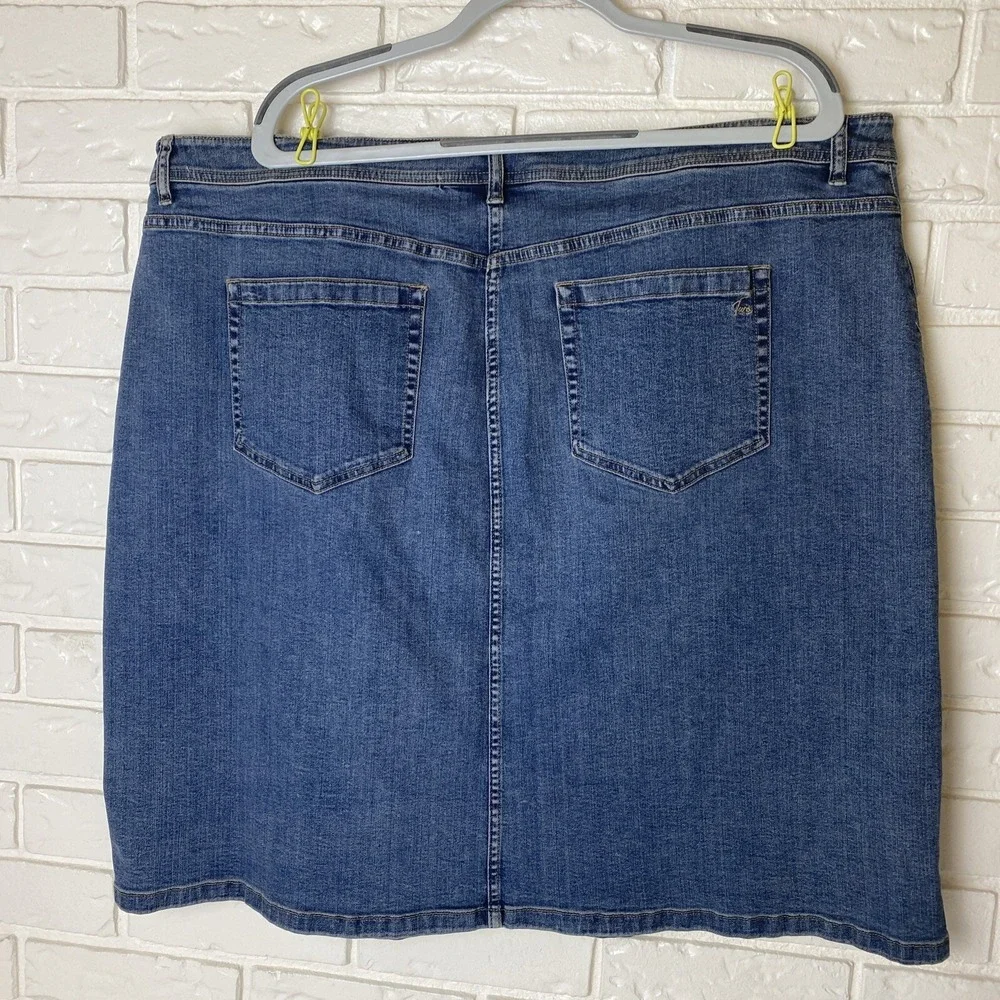 Two‎ By Vince Camuto Denim Skirt Women's Size 24W Med Wash Button Up Pockets